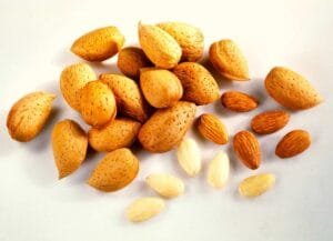 بادام شیریں Almond मीठे बादाम