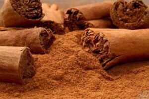 دار چینی Ceylon Cinnamon Cinnamomum verum दालचीनी